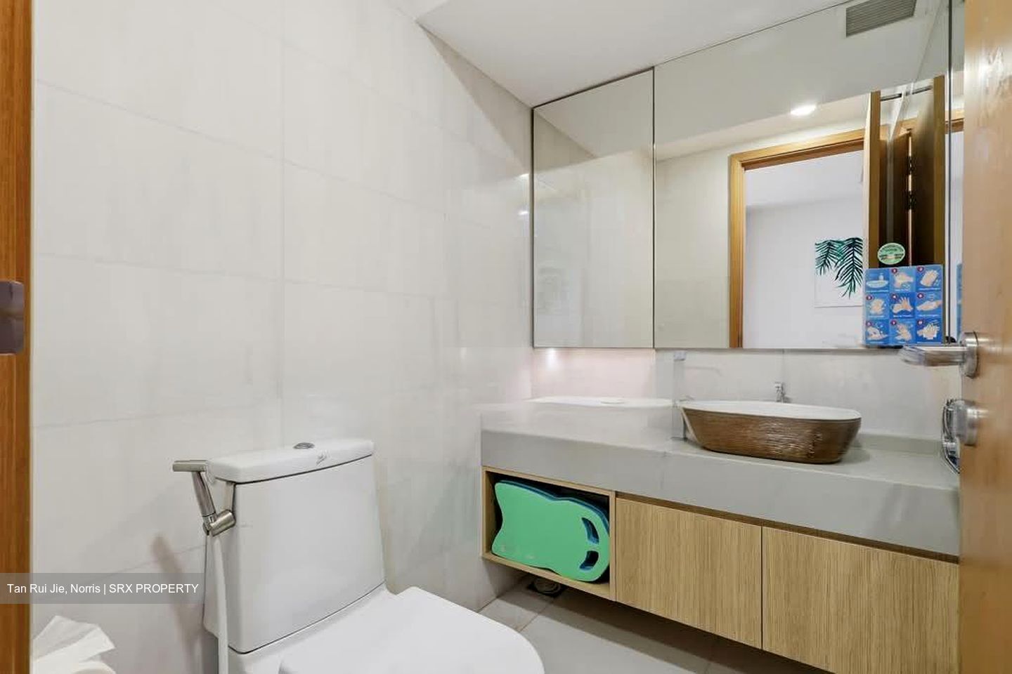 Hillcrest Villa (D11), Terrace #556209981